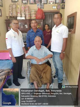 Penyerahan Bantuan Kursi Roda Sentra Mahatmiya Bali bersama TKSPD Kecamatan Gerokgak